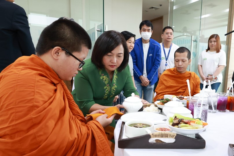 สถาบันคุ้มครองเงินฝากจัดพิธีทำบุญเนื่องในโอกาสครบรอบ 17 ปี วันก่อตั้งก่อตั้งสถาบันฯ 11 สิงหาคม 2568 7