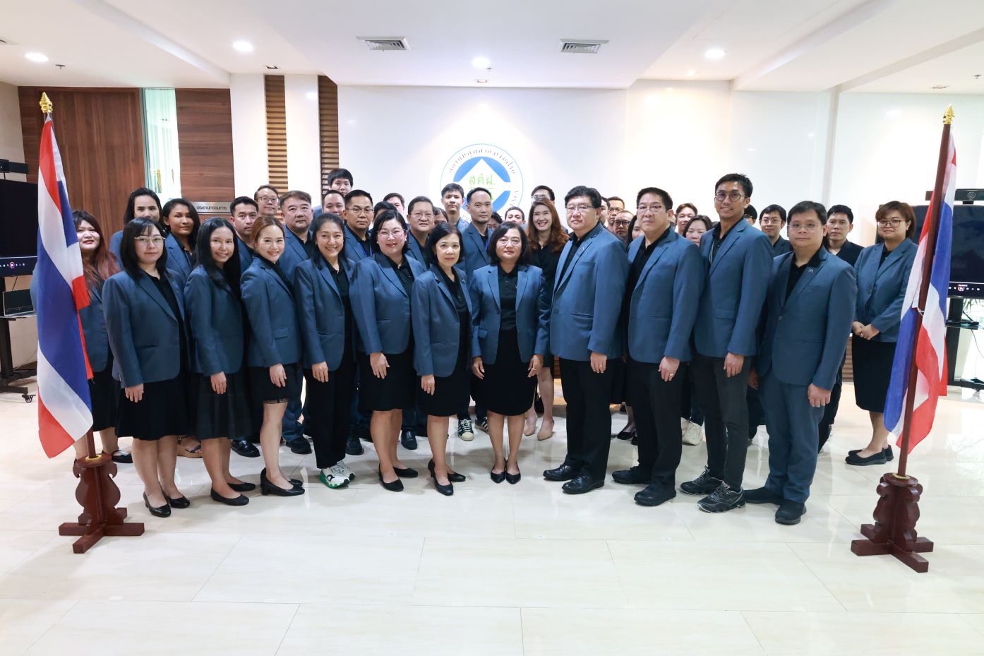 สถาบันคุ้มครองเงินฝากจัดกิจกรรมเคารพธงชาติ เนื่องในวันพระราชทานธงชาติไทย ประจำปี 2569 1