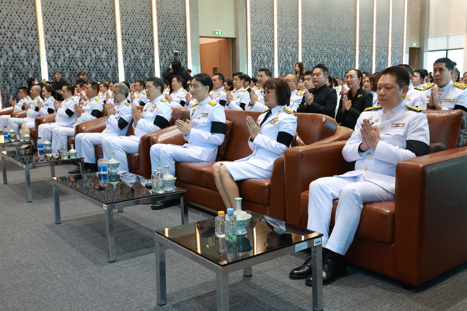 สถาบันคุ้มครองเงินฝาก ร่วมงานพิธีบำเพ็ญกุศลปัณรสมวาร (ครบ 15 วัน) เพื่ออุทิศถวายเป็นพระกุศลแด่สมเด็จพระเจ้าลูกเธอ เจ้าฟ้าพัชรกิติยาภา นเรนทิราเทพยวดี กรมหลวงราชสาริณีสิริพัชร มหาวัชรราชธิดา ณ กระทรวงการคลัง 2