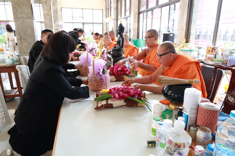 สถาบันคุ้มครองเงินฝากจัดพิธีพระพุทธมนต์และทำบุญตักบาตรถวายเป็นพระกุศลแด่สมเด็จภคินีเธอ เจ้าฟ้าเพชรรัตนราชสุดา สิริโสภาพัณณวดี เนื่องในโอกาศวันคล้ายวันประสูติครบ 100 ปี 4