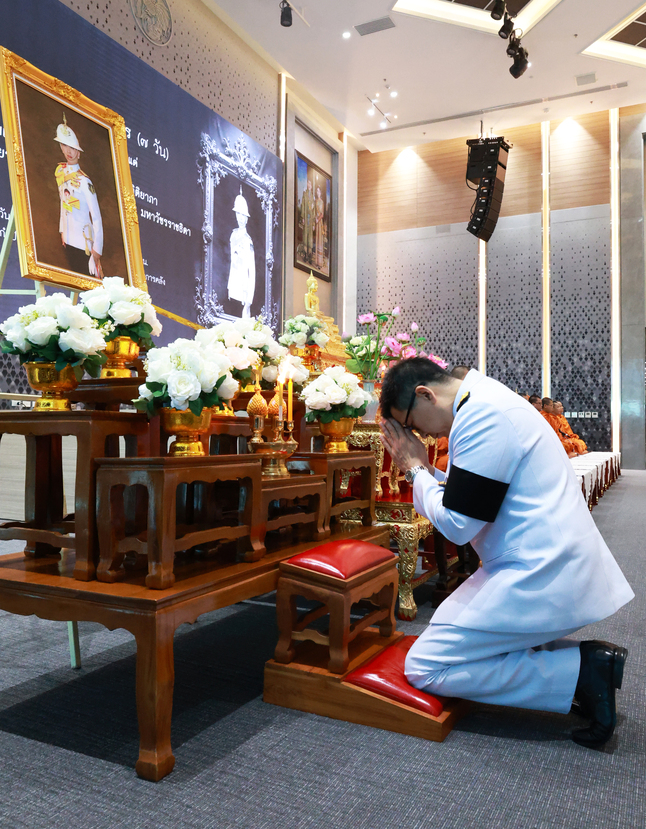 สถาบันคุ้มครองเงินฝาก ร่วมงานพิธีสัตตมวาร (ครบ 7 วัน) ถวายเป็นพระกุศลแด่สมเด็จพระเจ้าลูกเธอ เจ้าฟ้าพัชรกิติยาภา นเรนทิราเทพยวดี กรมหลวงราชสาริณีสิริพัชร มหาวัชรราชธิดา ณ กระทรวงการคลัง 4