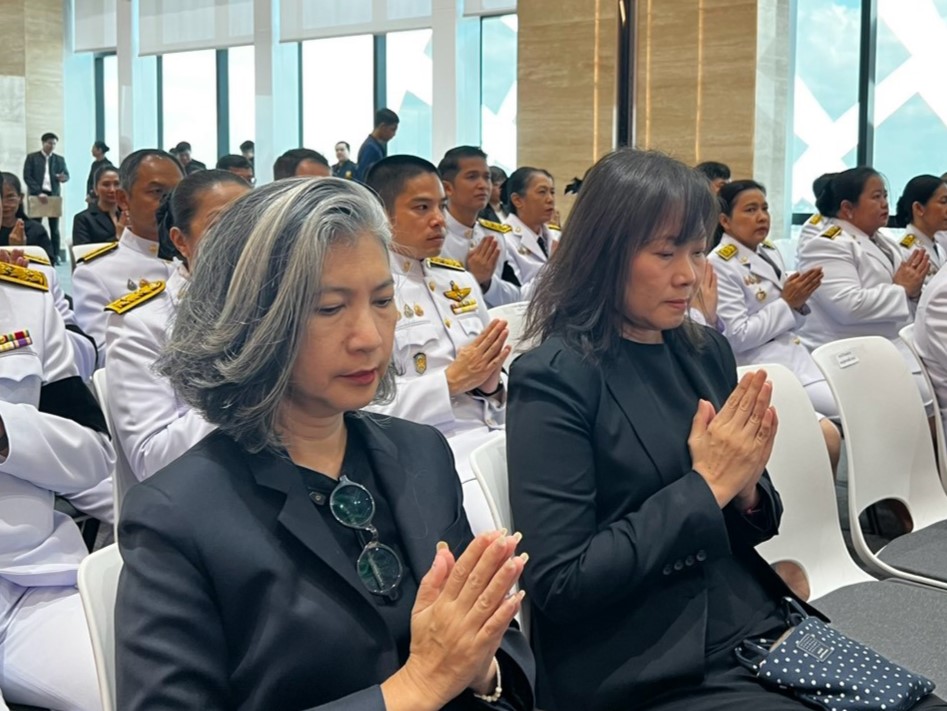 สถาบันคุ้มครองเงินฝาก ร่วมงานพิธีบำเพ็ญกุศลสตมวาร (100 วัน) เพื่ออุทิศถวายเป็นพระกุศลแด่สมเด็จพระเจ้าลูกเธอ เจ้าฟ้าพัชรกิติยาภา นเรนทิราเทพยวดี กรมหลวงราชสาริณีสิริพัชร มหาวัชรราชธิดา ณ กระทรวงการคลัง 5