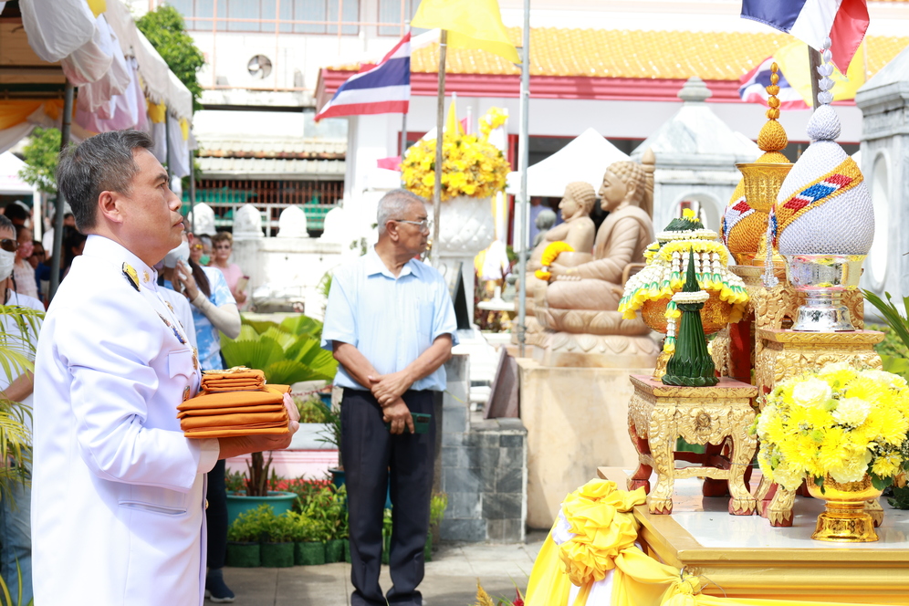 สถาบันคุ้มครองเงินฝากร่วมพิธีถวายผ้าพระกฐินพระราชทานของกรมสรรพสามิต ประจำปีพุทธศักราช 2568 2