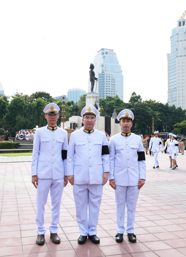 สถาบันคุ้มครองเงินฝากร่วมพิธีวางพวงมาลาถวายบังคมพระบรมราชานุสรณ์ พระบาทสมเด็จพระมงกฏเกล้าเจ้าอยู่หัว รัชกาลที่ 6 เนื่องในวันคล้ายวันสวรรคตครบ 100 ปี 25 พฤศจิกายน 2568 2