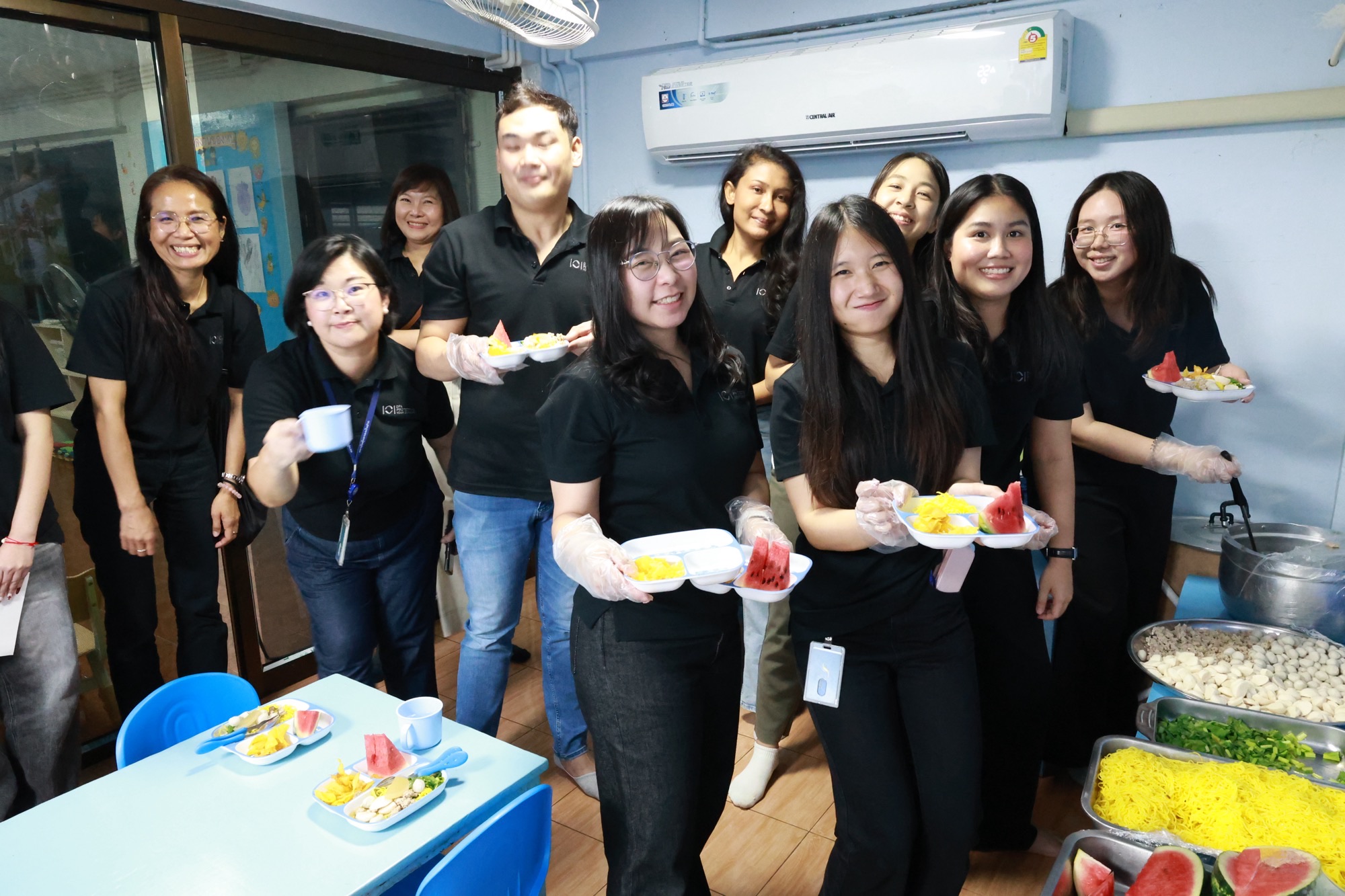 สถาบันคุ้มครองเงินฝาก จัดกิจกรรม CSR “Pre-Loved Items ส่งต่อของรัก สร้างคุณค่าสู่สังคม” เพื่อเฉลิมพระเกียรติ เนื่องในโอกาสวันเฉลิมพระชนมพรรษา พระบาทสมเด็จพระเจ้าอยู่หัว 3
