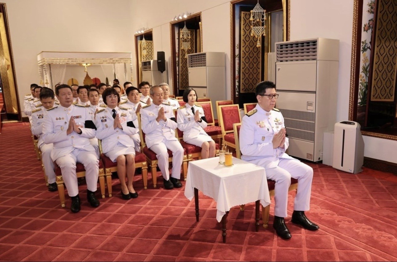 สถาบันคุ้มครองเงินฝาก เข้าร่วมผลัดเวรเฝ้าฯ ในพระพิธีธรรมสวดพระอภิธรรมพระศพ สมเด็จพระเจ้าลูกเธอ เจ้าฟ้าพัชรกิติยาภา นเรนทิราเทพยวดี กรมหลวงราชสาริณีสิริพัชร มหาวัชรราชธิดา 2