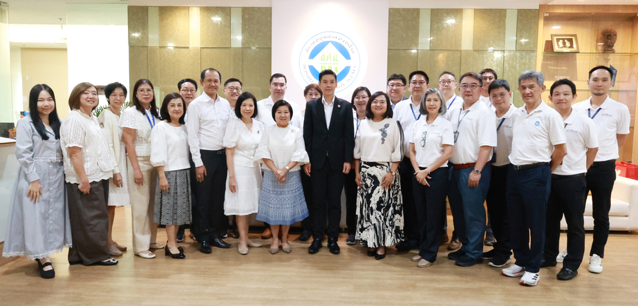 สถาบันคุ้มครองเงินฝากจัดพิธีทำบุญเนื่องในโอกาสครบรอบ 18 ปี วันก่อตั้งสถาบันคุ้มครองเงินฝาก 12