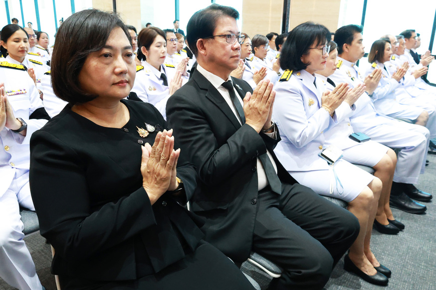 สถาบันคุ้มครองเงินฝาก ร่วมงานพิธีบำเพ็ญกุศลปัณรสมวาร (ครบ 15 วัน) เพื่ออุทิศถวายเป็นพระกุศลแด่สมเด็จพระเจ้าลูกเธอ เจ้าฟ้าพัชรกิติยาภา นเรนทิราเทพยวดี กรมหลวงราชสาริณีสิริพัชร มหาวัชรราชธิดา ณ กระทรวงการคลัง 4