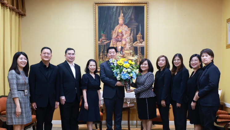 สถาบันคุ้มครองเงินฝาก ร่วมแสดงความยินดีกับ นายทรงพล ชีวะปัญญาโรจน์ เนื่องในโอกาสเข้ารับตำแหน่งผู้อำนวยการธนาคารออมสิน