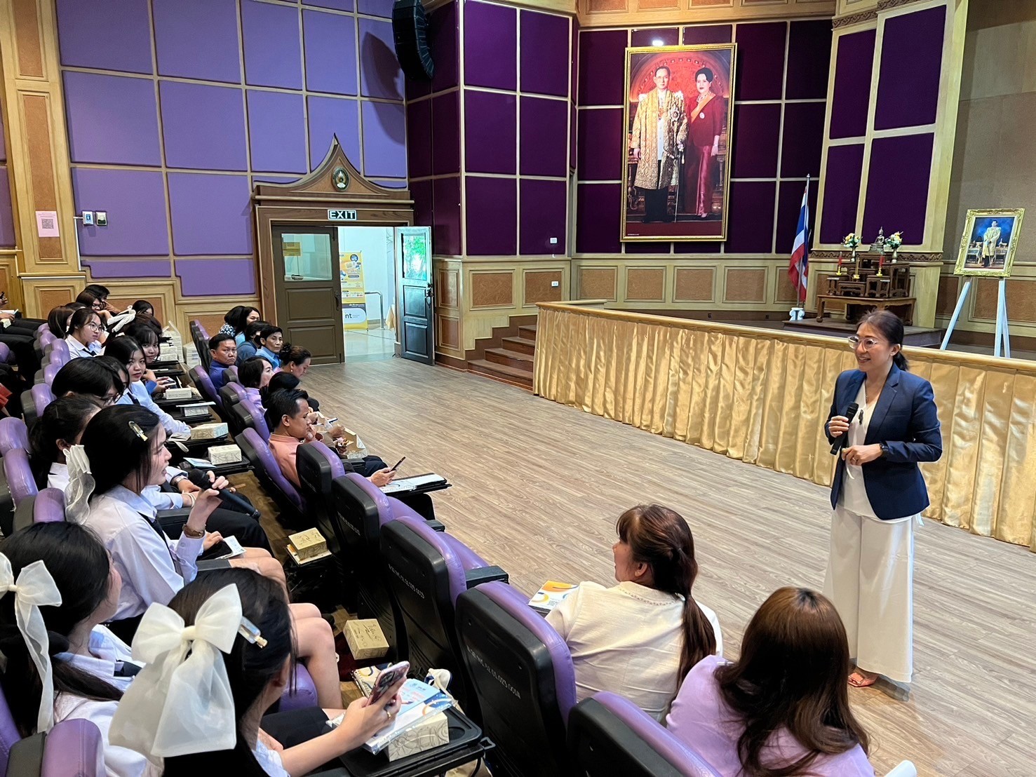 สถาบันคุ้มครองเงินฝากร่วมบรรยายให้ความรู้เรื่องระบบคุ้มครองเงินฝาก ต่อยอดกิจกรรมความร่วมมือระหว่าง สคฝ. และ กอช. ณ จังหวัดเพชรบูรณ์ 2