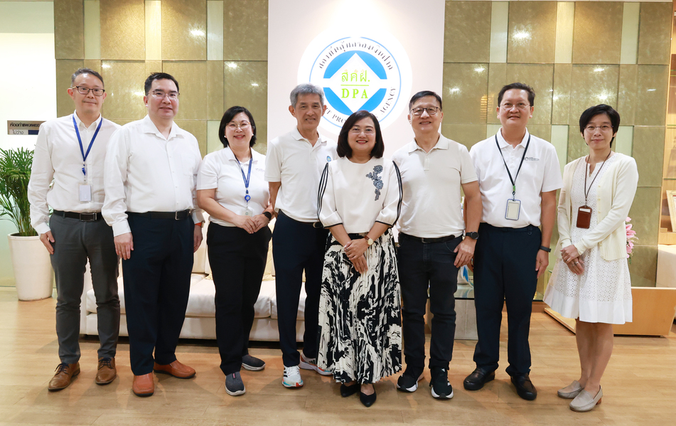 สถาบันคุ้มครองเงินฝากจัดพิธีทำบุญเนื่องในโอกาสครบรอบ 18 ปี วันก่อตั้งสถาบันคุ้มครองเงินฝาก 13