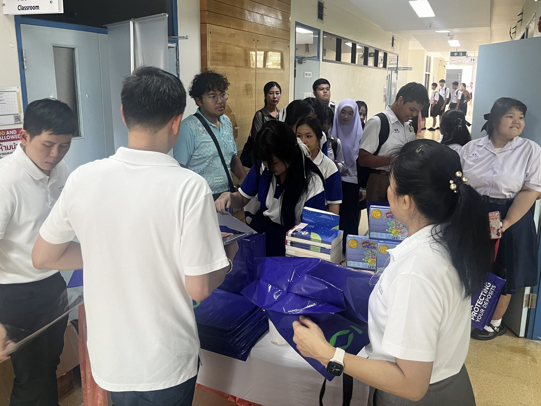 สคฝ. ร่วมกับ ธปท. และ ม.อ. ส่งเสริมความรู้ด้านการคุ้มครองเงินฝากและการเงินแก่เยาวชนภาคใต้ 5