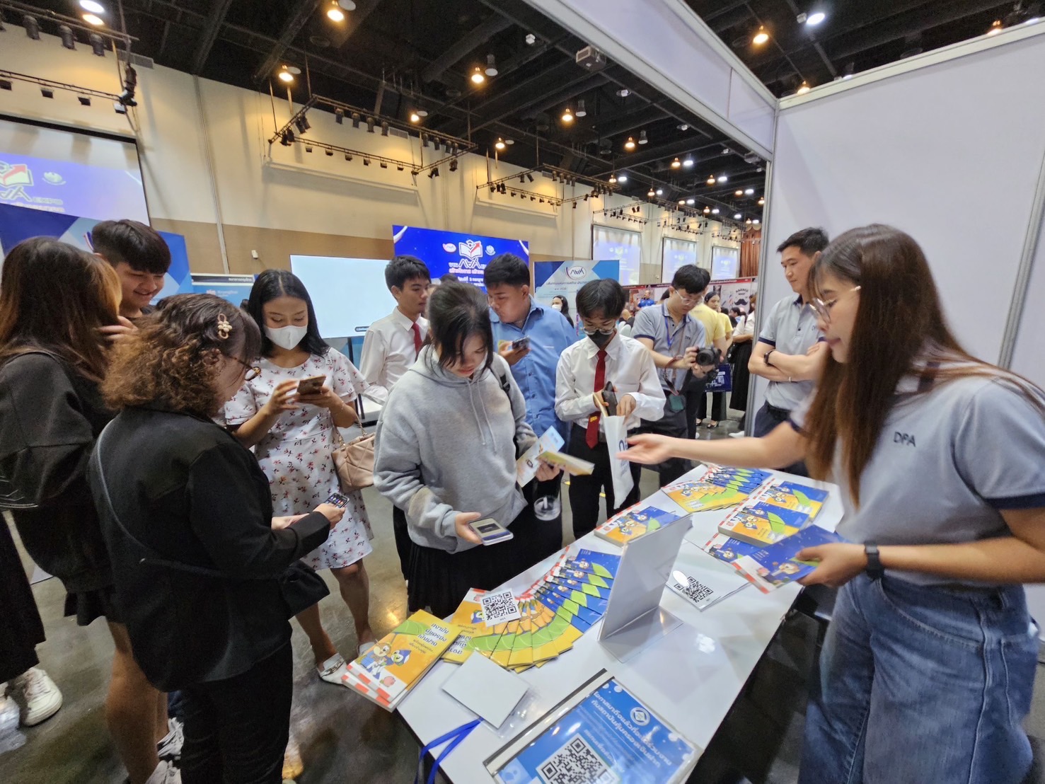 สถาบันคุ้มครองเงินฝากร่วมงาน “กยศ. Expo สร้างโอกาส สร้างอนาคต” ถ่ายทอดความรู้การคุ้มครองเงินฝากสู่เยาวชนและประชาชน 4